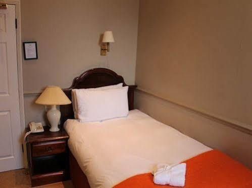 The Crown Hotel Фрамлингхам Экстерьер фото